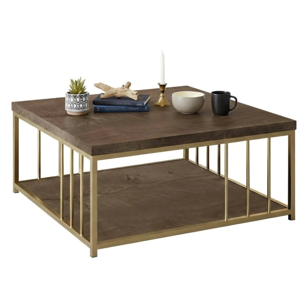 Tavolino da salotto Raiden, Tavolo basso da caffè, Portariviste per divano, Ripiano da soggiorno, 90x90h40 cm, Noce e Oro