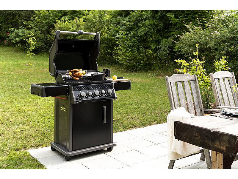 Barbecue a gas Napoleon Rogue 425SBPK 5 bruciatori 1 girarrosto
