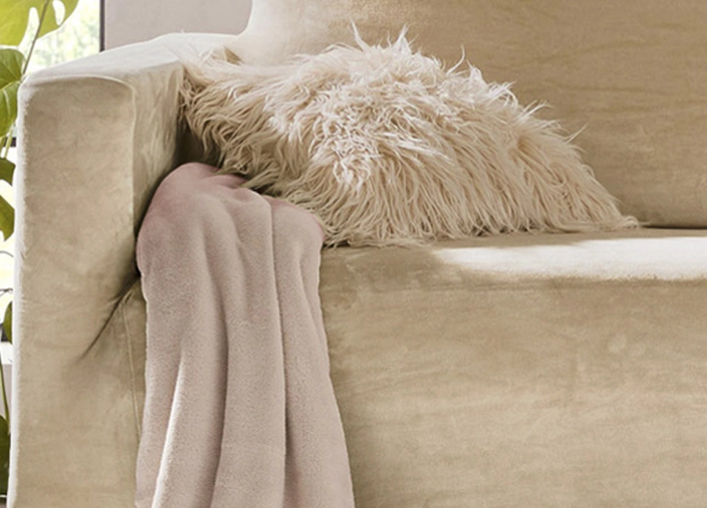 Copridivano Elasticizzato Effetto Velluto Modello Morbidissimo Colore Beige - 2 Posti - Beige