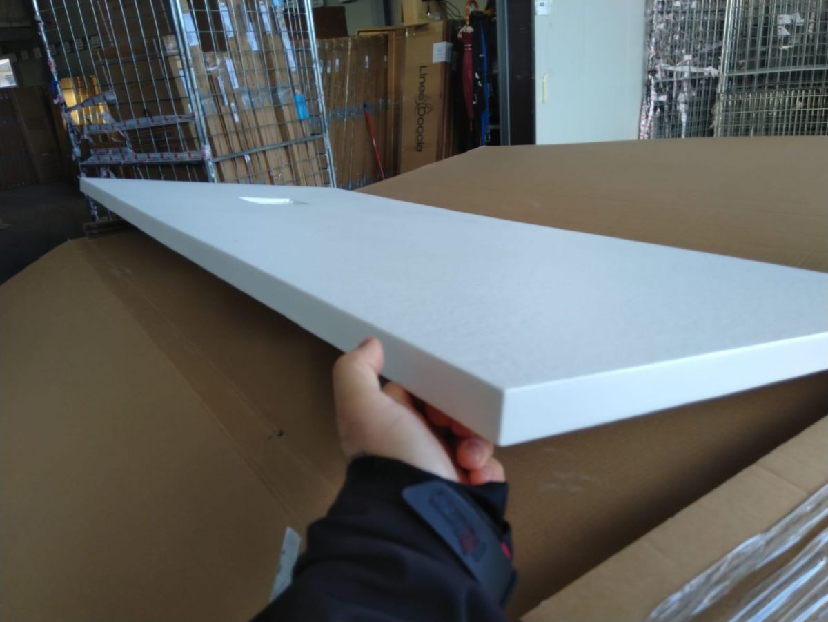 Piatto Doccia SOLIDSTONE PIUMA Alto 2,8cm - Bianco - Misura: 70x180 x 2,8h