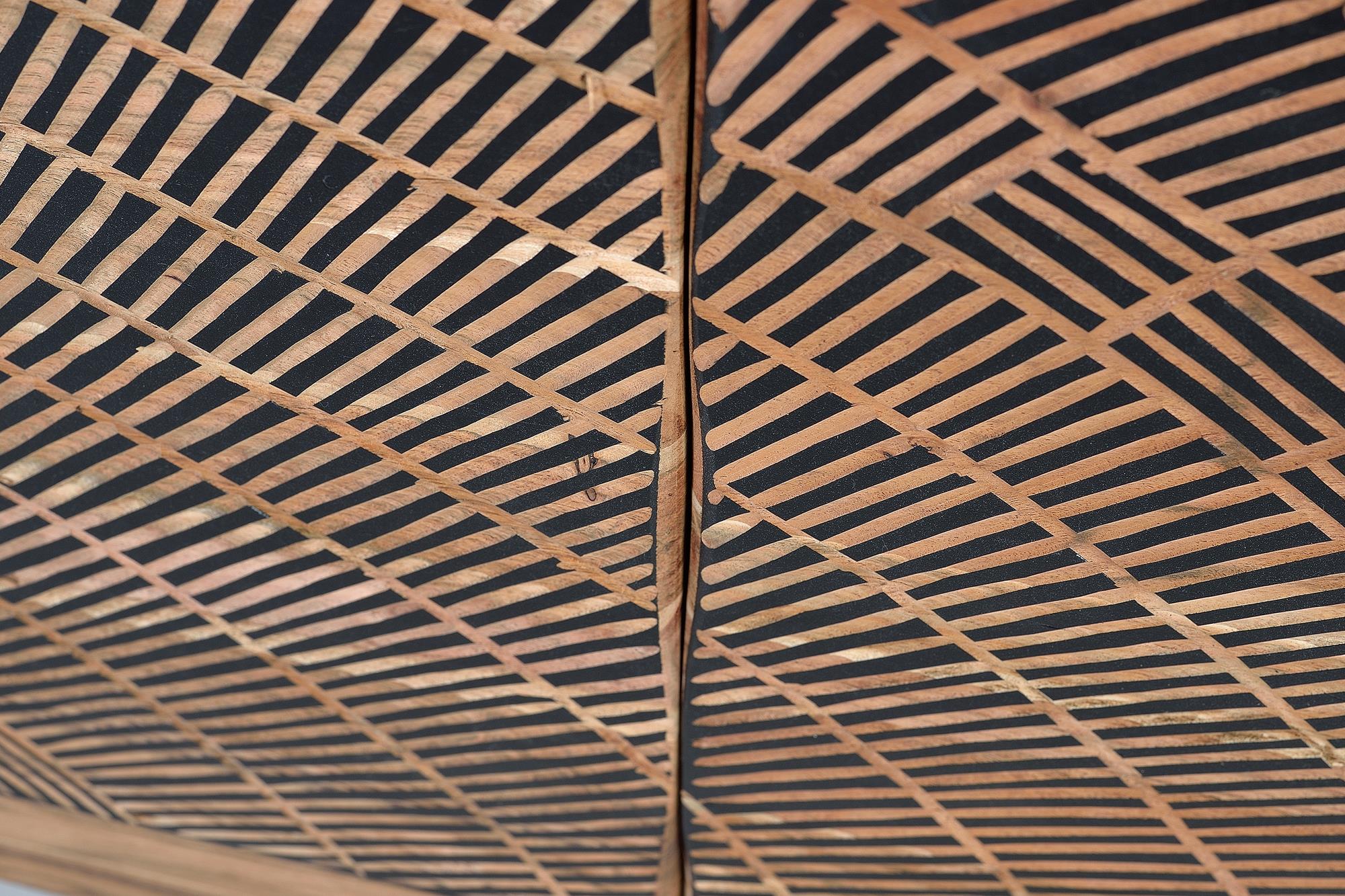 Credenza in massello di acacia e metallo