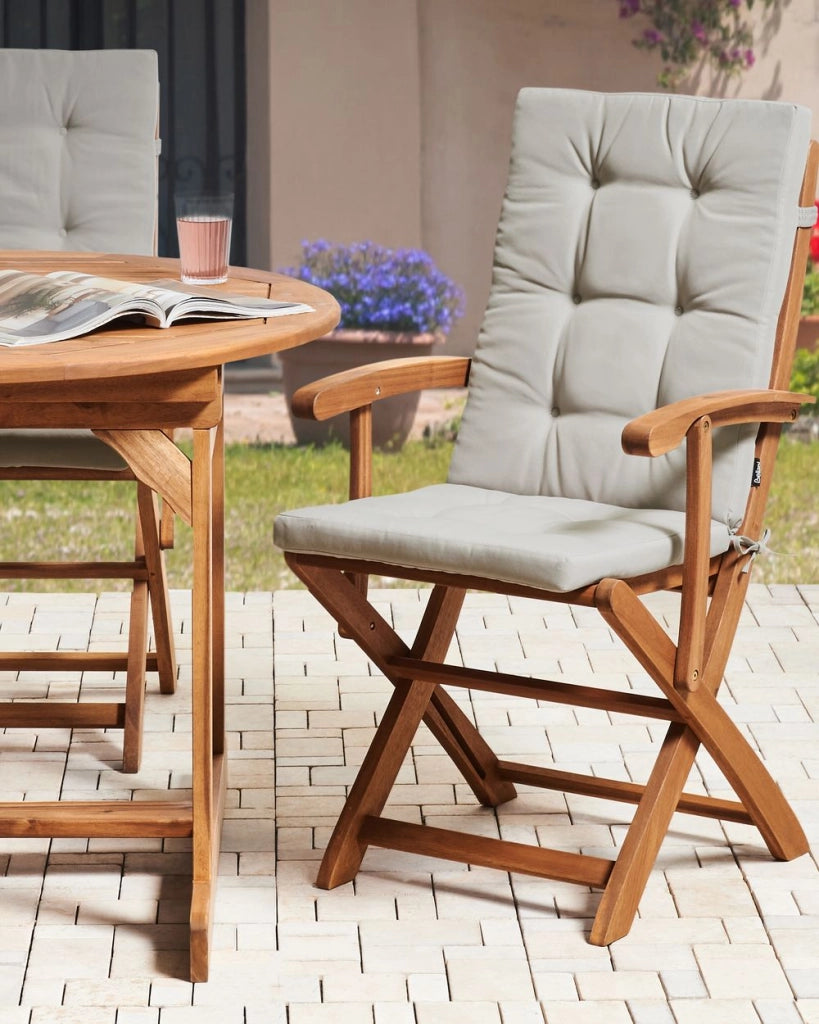 Set di 2 sedie da pranzo da giardino in legno con cuscini telaio in legno di acacia pieghevole design rustico tortora