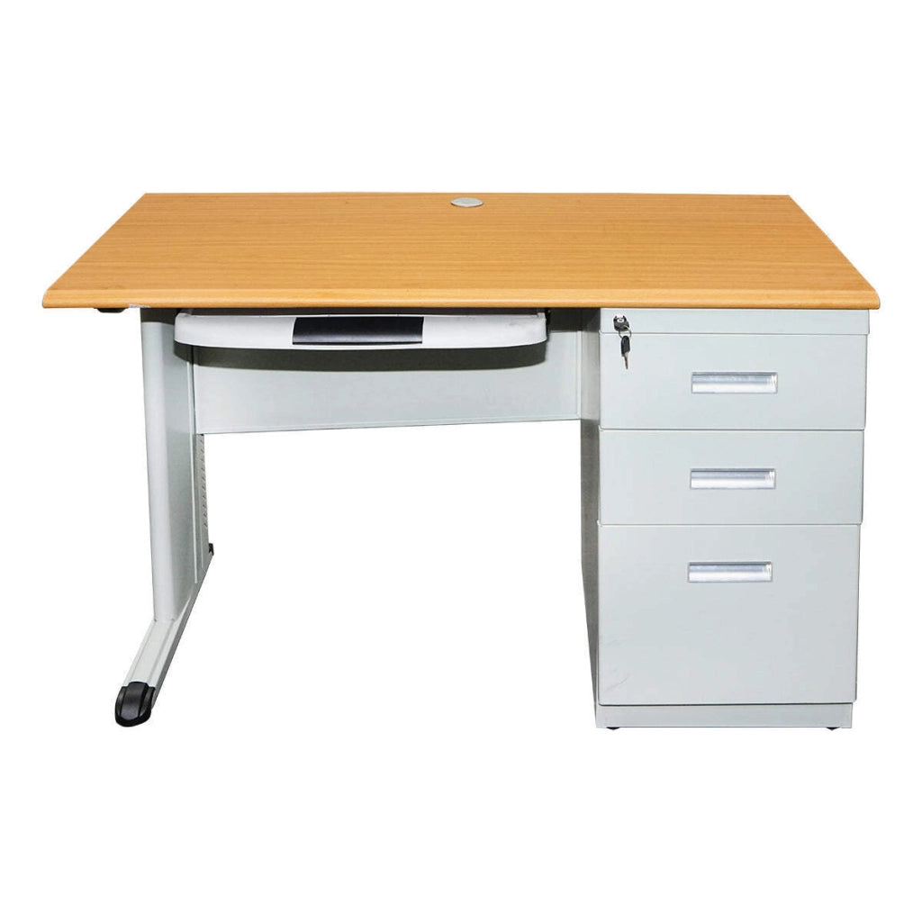 Scrivania metallica con 3 cassetti e piano in truciolato 1200 x 600 x 750H mm Breckner Germany