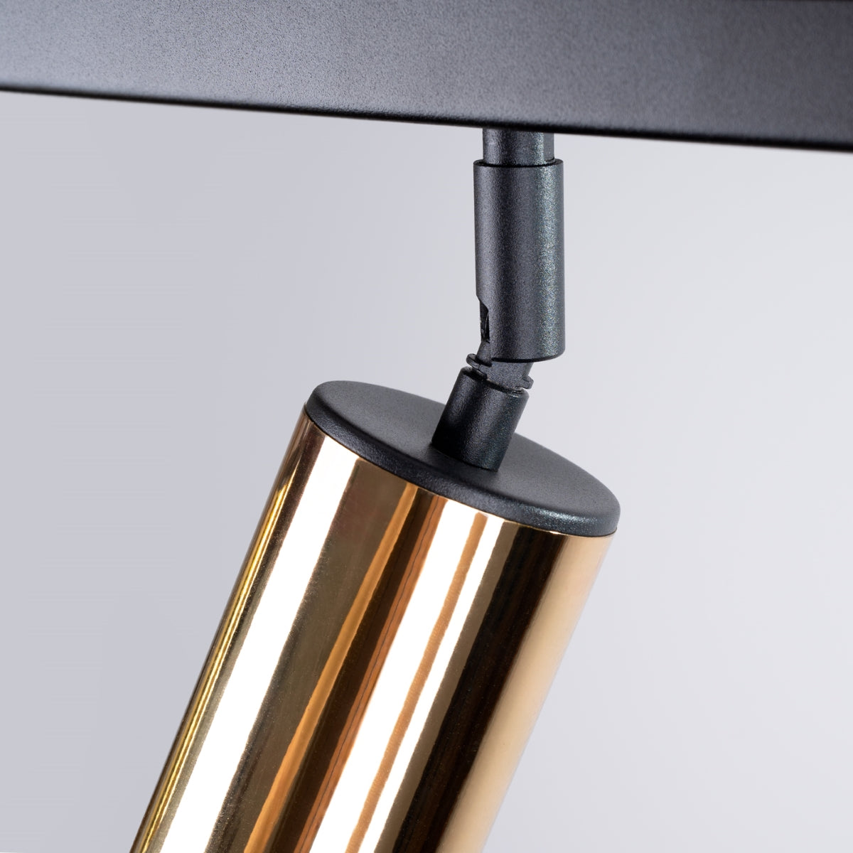 Lampada moderna in acciaio tubolare WINX Bittersweet Shimmer a 6 luci, nera e oro