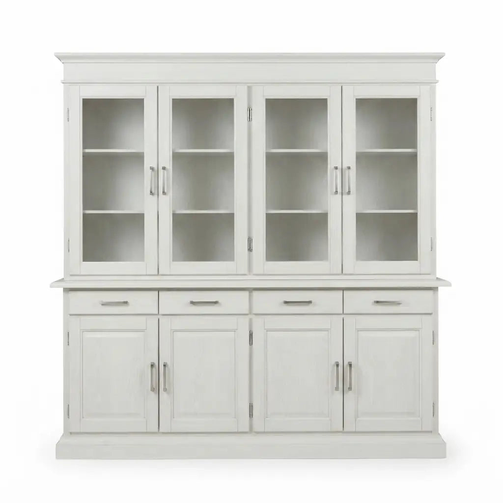 Credenza cristalliera Alberta in legno 4 ante bugnate bianco anticato con zoccolo chiuso