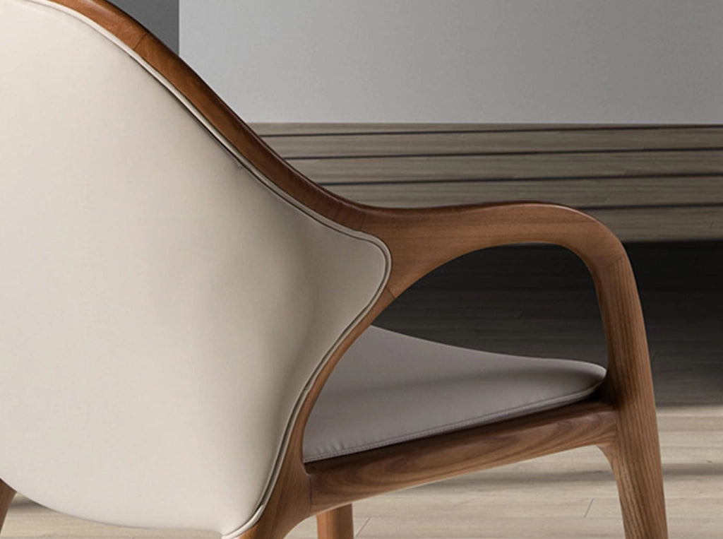 Sedia in similpelle color sabbia