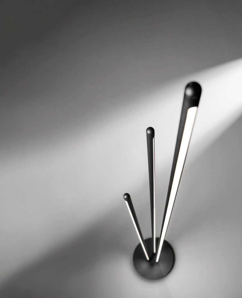 Piantana in metallo colore nero Twins LED 47W 3000K 3760Lm dimmerabile