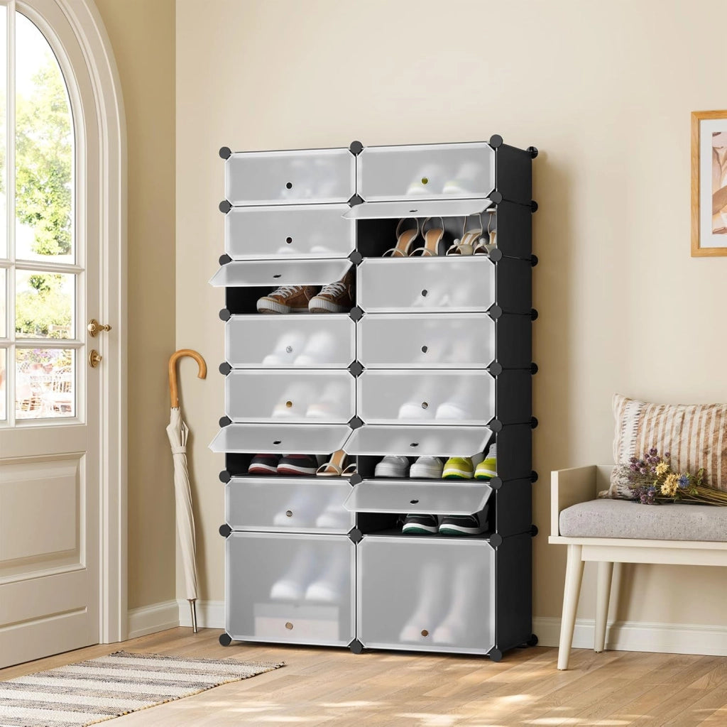 Scarpiera, 2x8 Livelli per 32 Paia di Scarpe, Armadietto ad Incastro con Ante, Scaffale Portascarpe per Giochi, Pannelli in PP, con Mazzetta in Plastica, Nero+Bianco