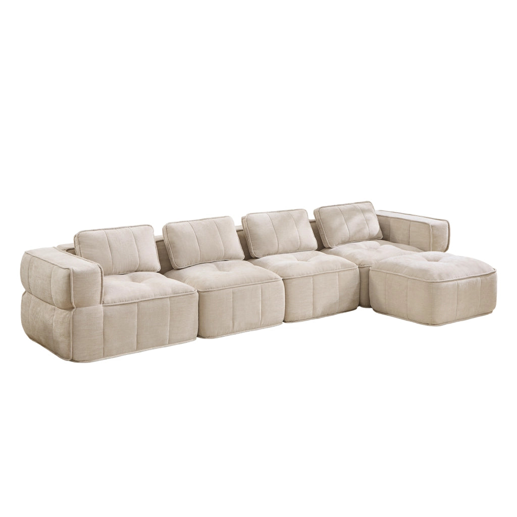 Divano modulare angolare con pouf; seduta profonda in schiuma 32D; beige