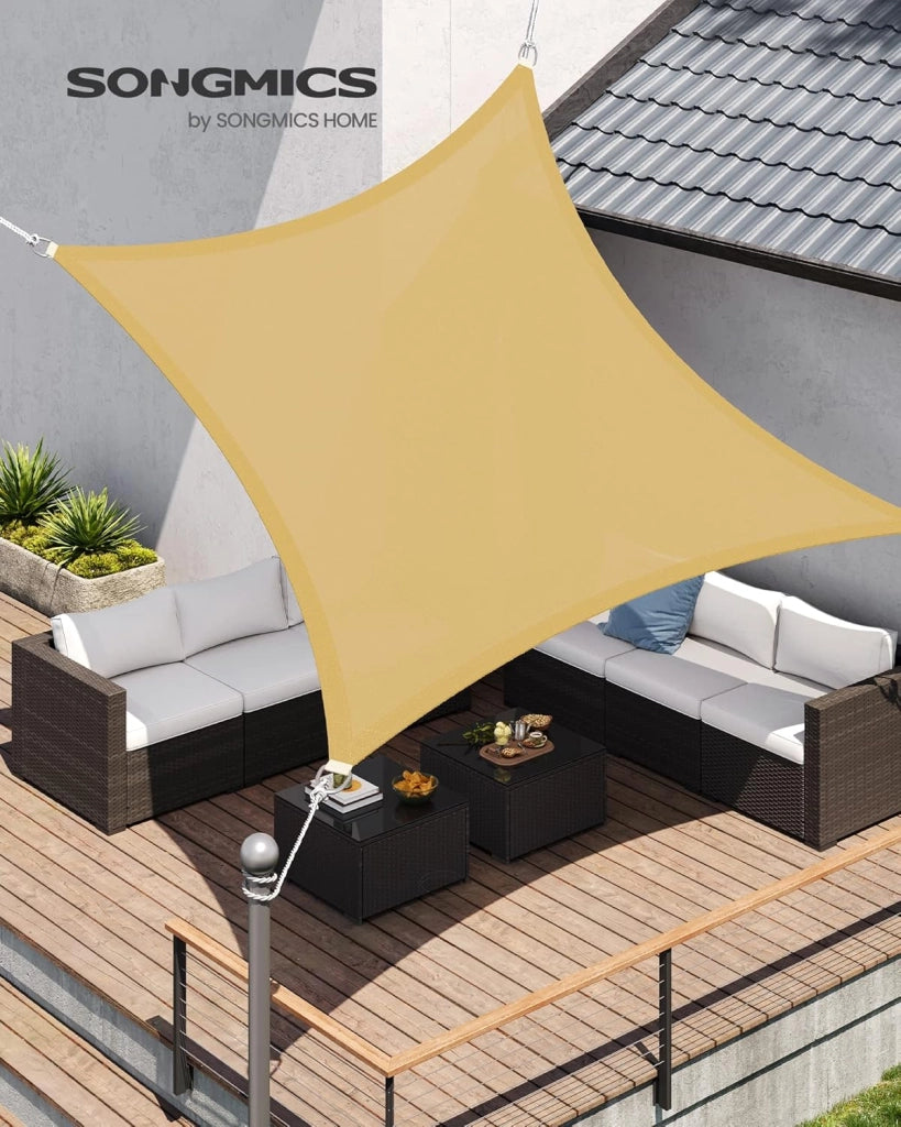 SONGMICS Vela Parasole 5 x 5 m, Tenda da Sole in Tessuto HDPE, Permeabile all'Aria e all'Acqua, per Terrazza, Giardino, Balcone, Campeggio, Quadrata, Concava, Corde da 2 m, Giallo Sabbia GSS55EYV1