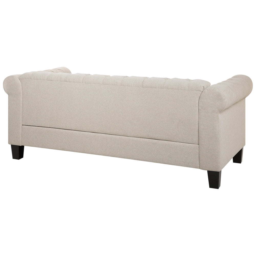 Divano Chesterfield Rivestimento in tessuto beige Gambe in legno scuro 3 posti