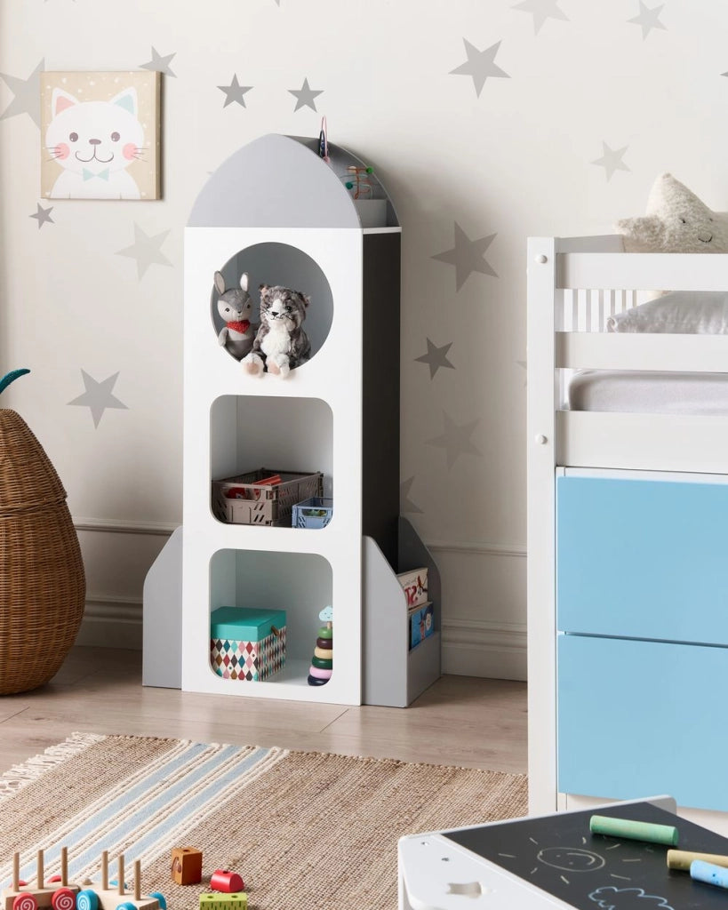 Libreria per bambini in MDF bianco a 3 ripiani per cameretta con lavagna, forma di astronave, stile scandinavo