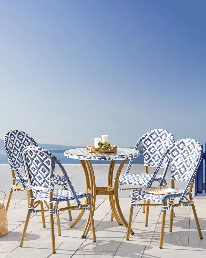 Set di 4 sedie da giardino con sedile in rattan sintetico blu e bianco con struttura in alluminio per interni ed esterni