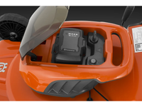 Tagliaerba a batteria trazionato Husqvarna LC142iS senza batteria e carica