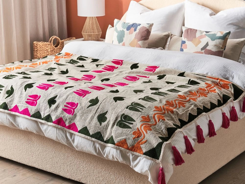 Coperta in cotone multicolore 130 x 180 cm copriletto in ricamo fatto a mano accogliente motivo floreale con nappe