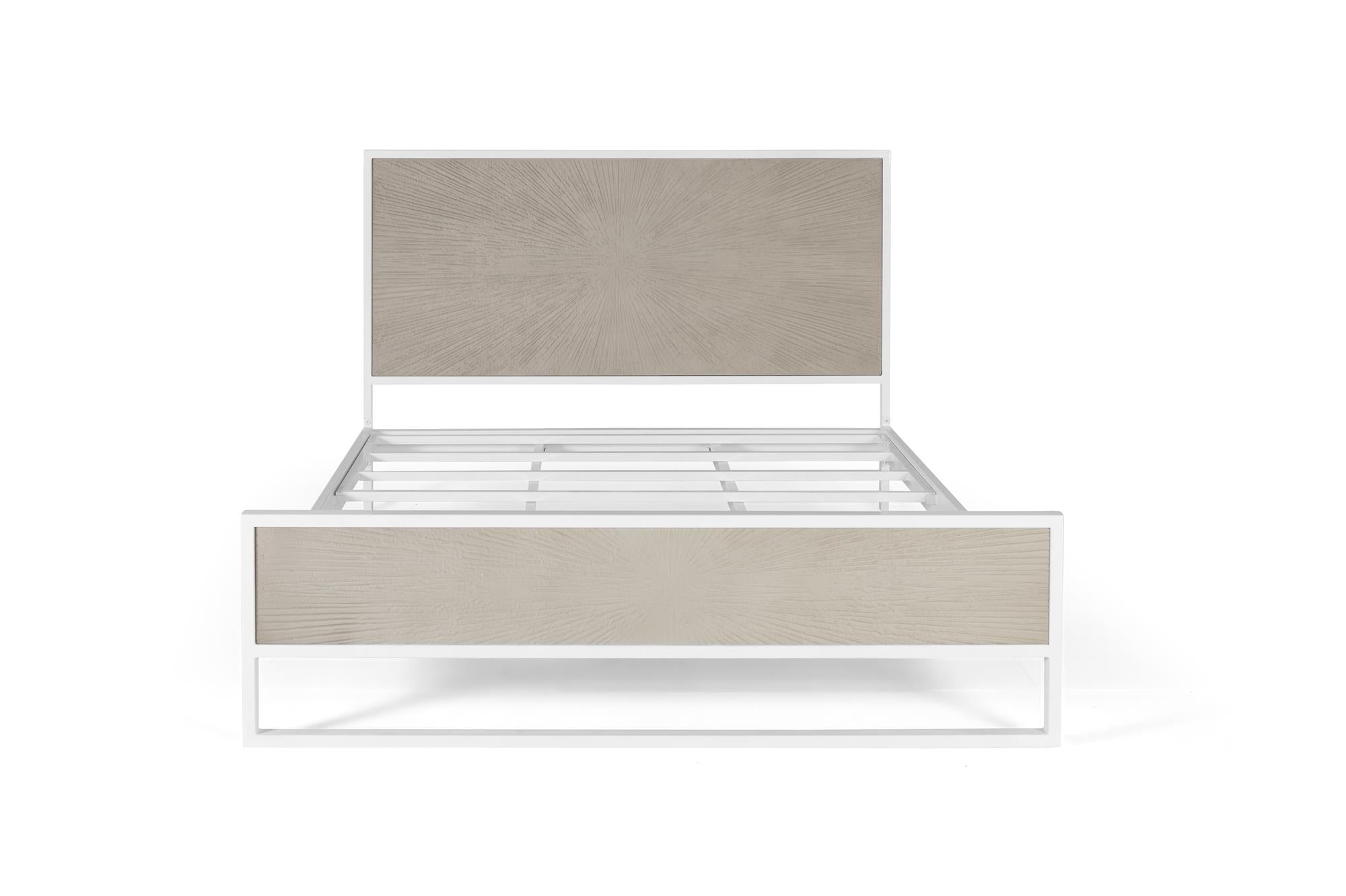 Letto in metallo e resina bianco e beige