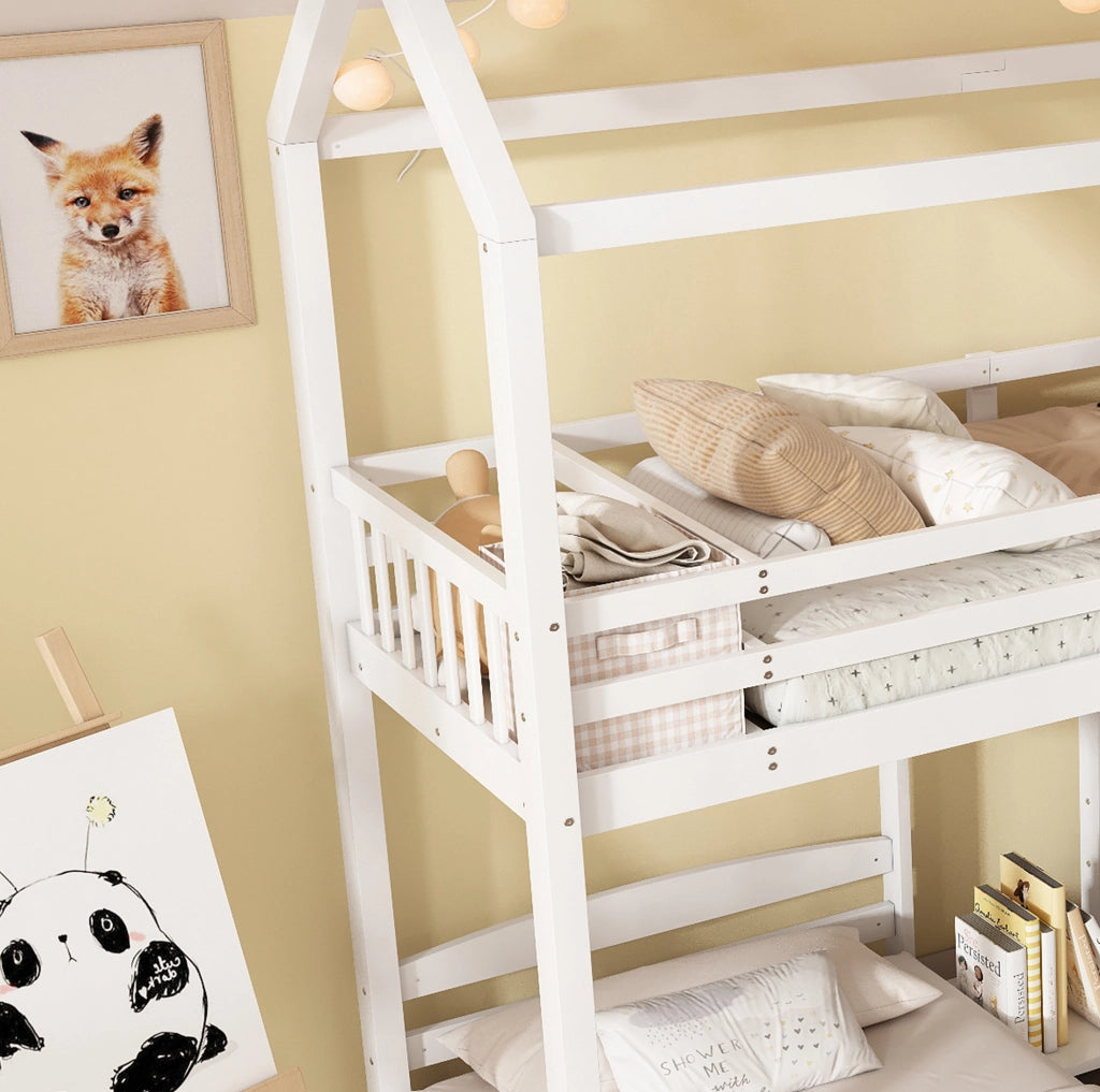Letto a soppalco per bambini con scivolo e tetto