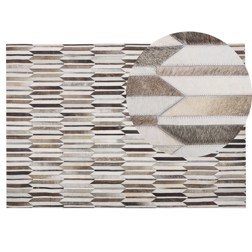 Tappeto rettangolare in pelle di vacchetta beige e marrone 140 x 200 cm Patchwork retrò