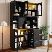 Credenza alta con ante ad arco e LED