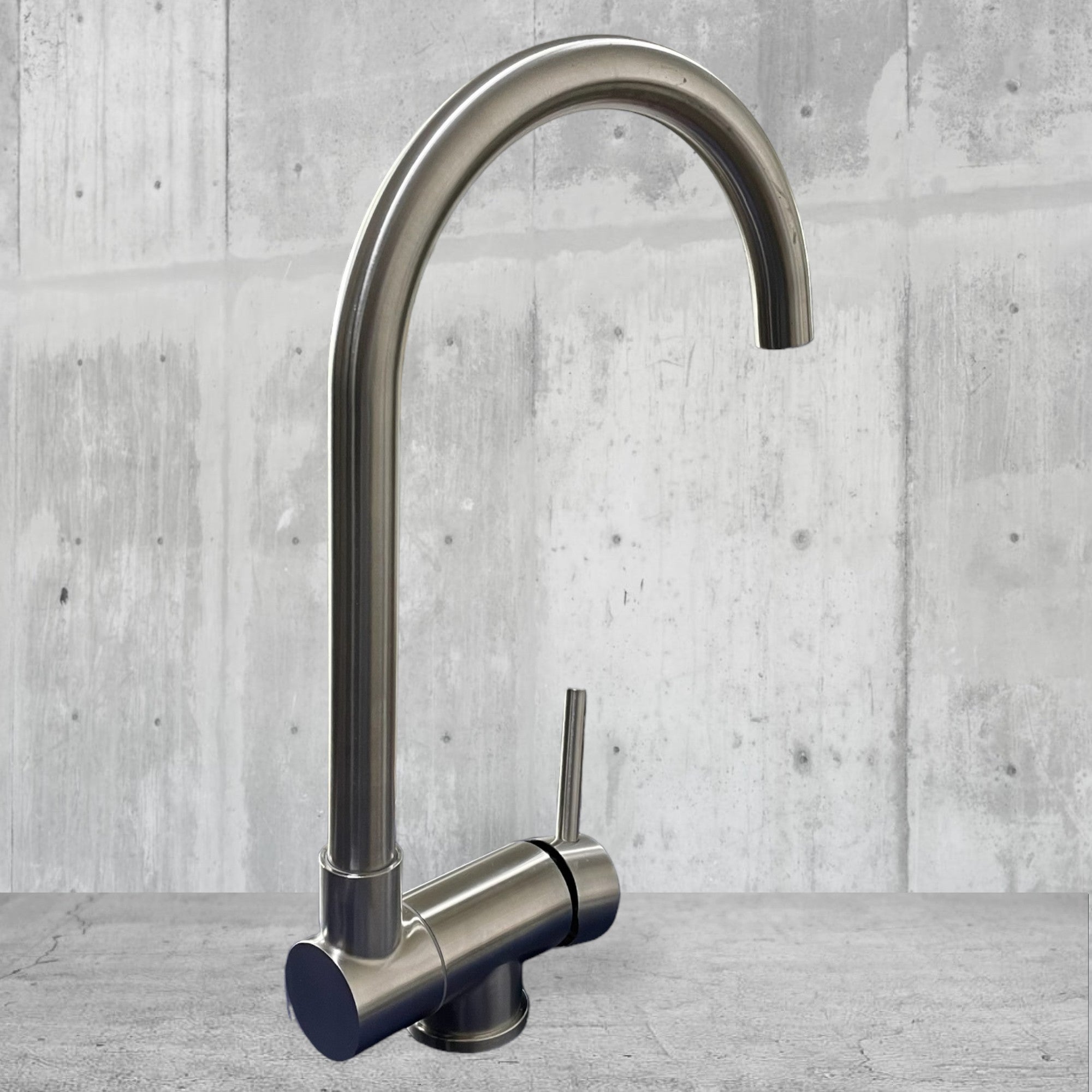 Rubinetto miscelatore per cucina abbattibile sottofinestra acciaio inox satinato/opaco