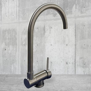 Rubinetto miscelatore per cucina abbattibile sottofinestra acciaio inox satinato/opaco