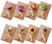 Set di 8 carte con fiori essiccati, con involucro di carta Kraft, fiori essiccati, set di cartoline, cartolina retro bianca per Madre, Giorno del Ringraziamento, compleanno, matrimonio, uso quotidiano, 113