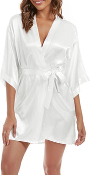 Badia da bagno in cotone satinato Kimono da bagno donna leggero, camicia da bagno corta con cintura, bianca, Modello M