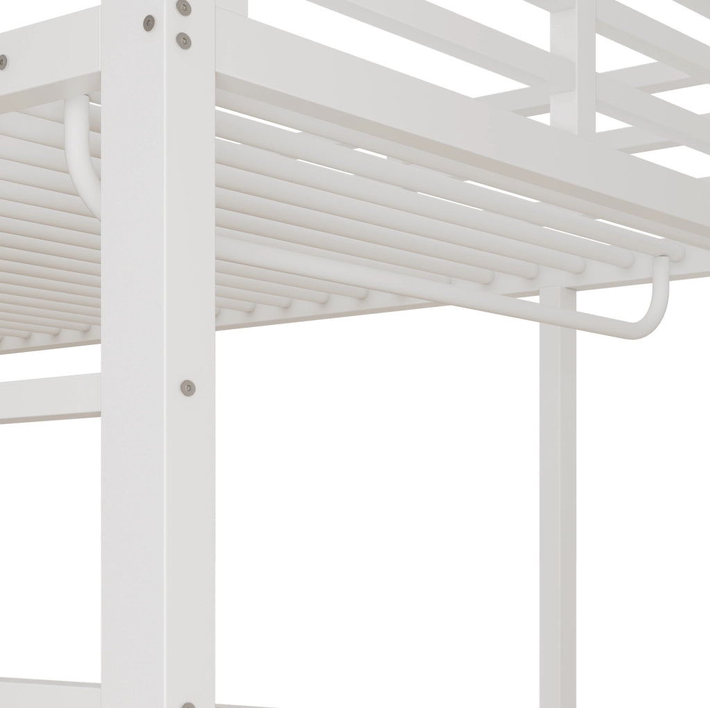 Letto a soppalco 90x200 cm con scrivania; appendiabiti; ripiani e vani portaoggetti; bianco
