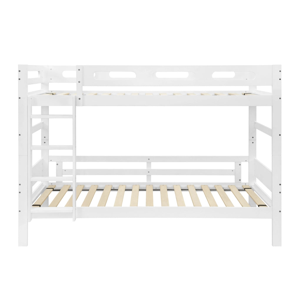 Letto a castello 90x200 cm con scala e barriera di sicurezza in legno bianco