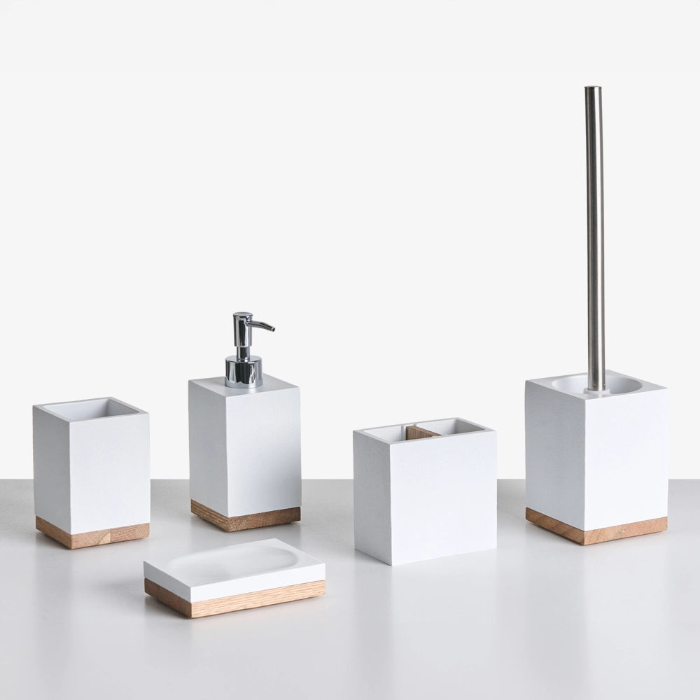 Set di 5 accessori da bagno con portasapone, dispenser, scopino, bicchiere e portaspazzolini bianco