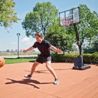 Canestro Basket in Acciaio, Regolabile in Altezza e portatile con Tabellone e Ruote, 107x70cm, Nero e rosso