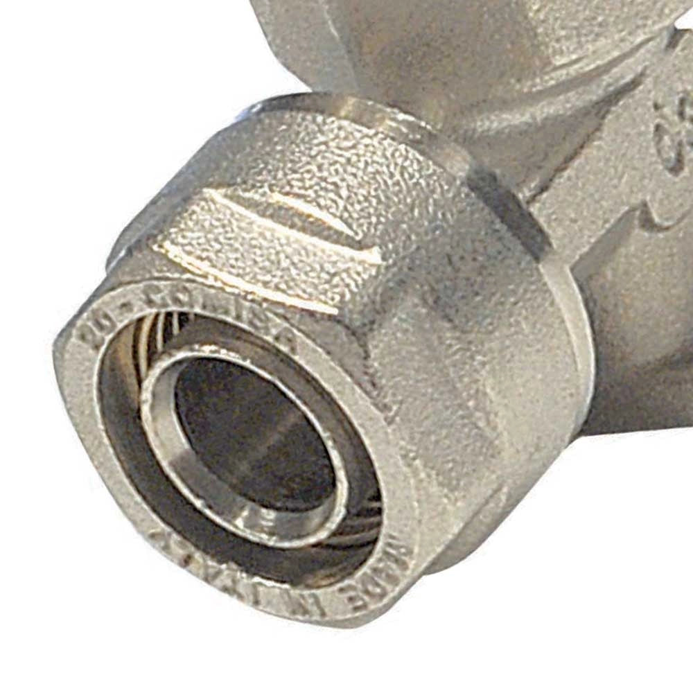 Gomito femmina con staffa diam.1/2x20 per multistrato