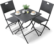 Set di Mobili da Balcone Pieghevole da 3 Pezzi, Mobili da Bistrot, Set Giardino in Rattan, 1 Tavolo e 2 Sedie, Sedia Pieghevole per Balcone, Giardino e Terrazza, Grigio