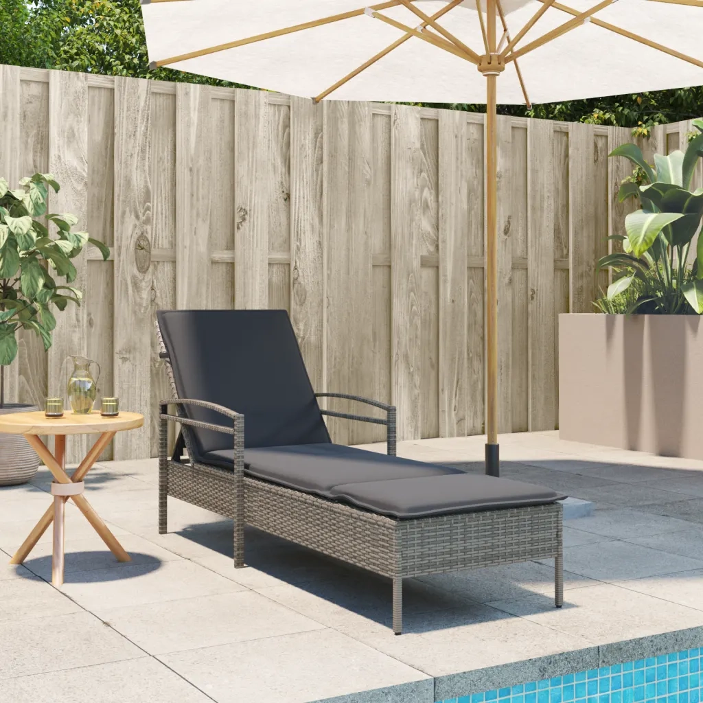 Lettino Prendisole con Cuscino Grigio 63x200x81 cm Polyrattan 368301