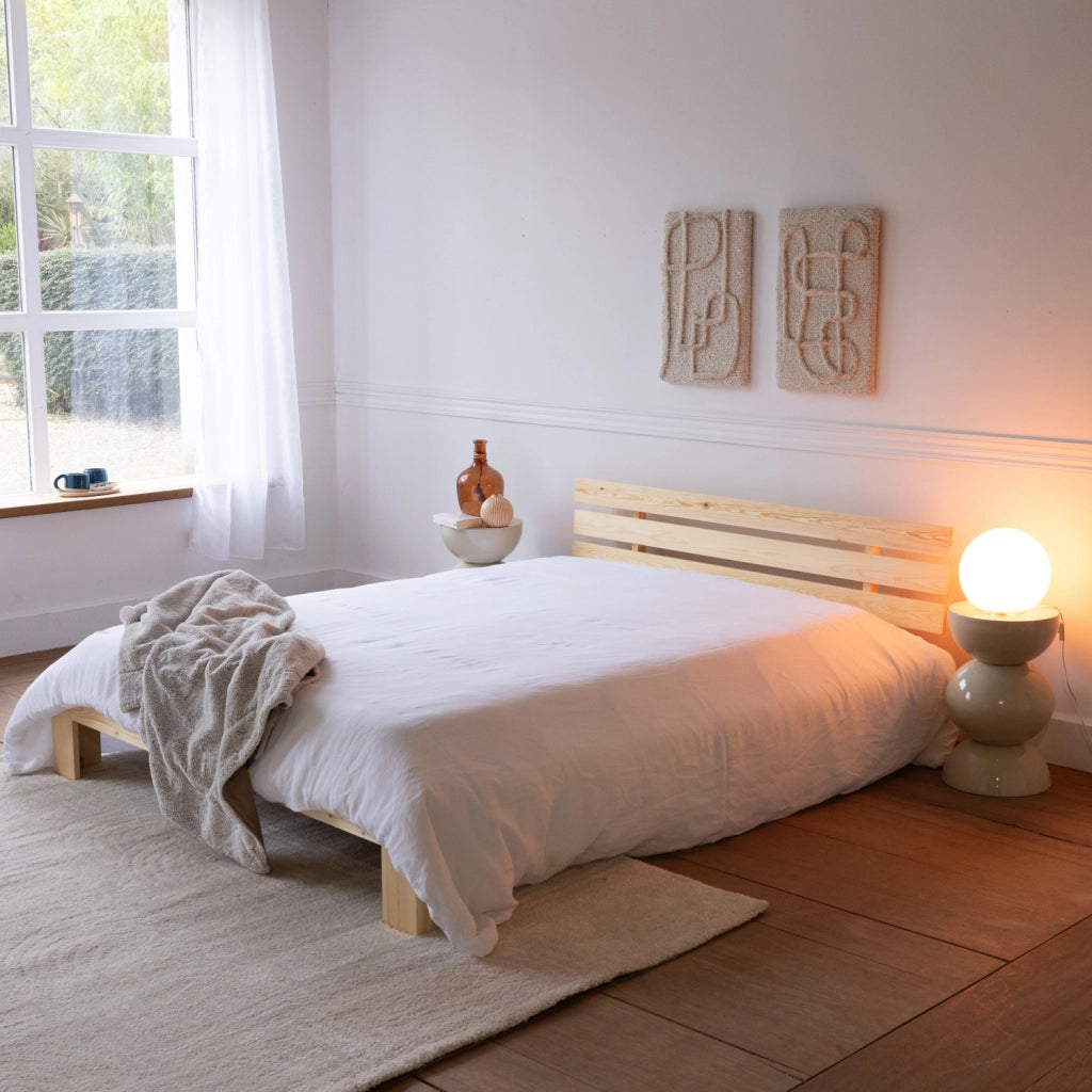 Letto in legno con testiera 160x200cm FINN
