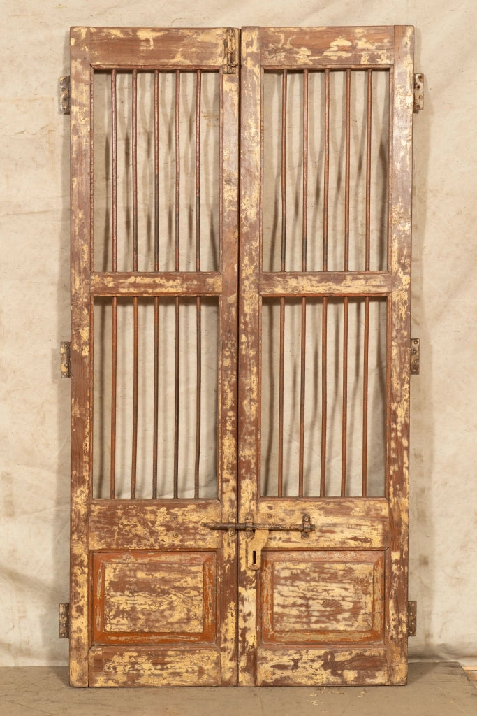 Biscottini Porta portone in legno massello e ferro da interno o da esterno vecchia e antica medievale scorrevole