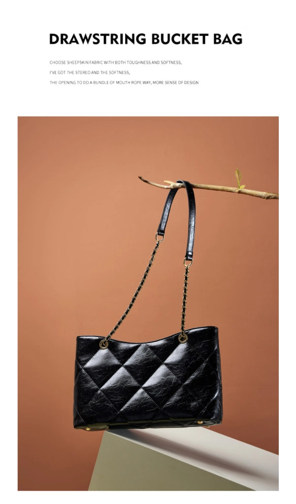 Borsa a tracolla da donna in vera pelle, colore nero.