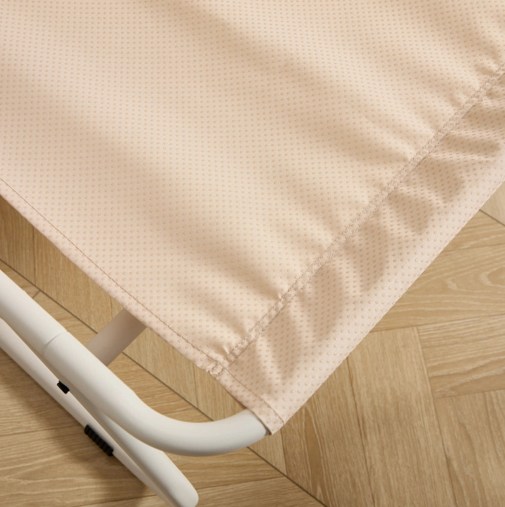 Poltrona da esterno con pouf e cuscino beige