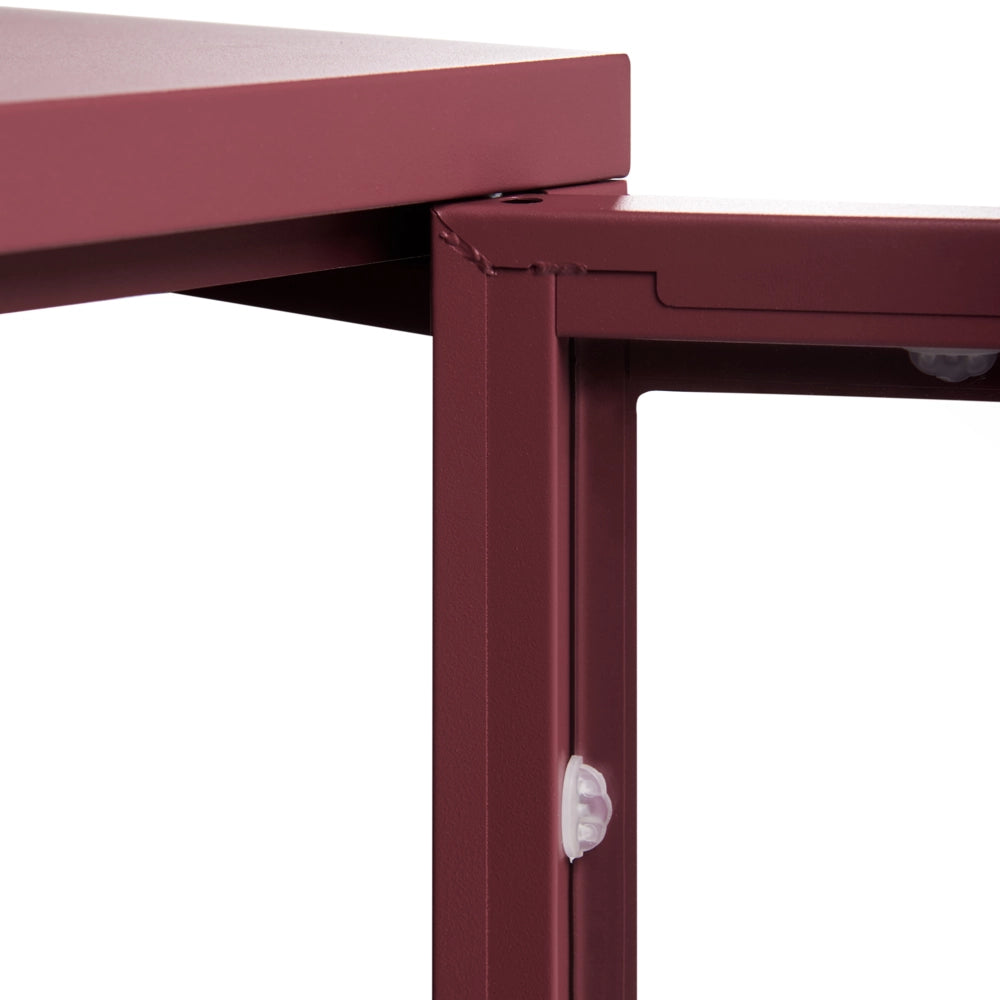 Credenza in acciaio con vetro temperato a 3 ante e ripiani regolabili rosso scuro arredi per il soggiorno dal design moderno.