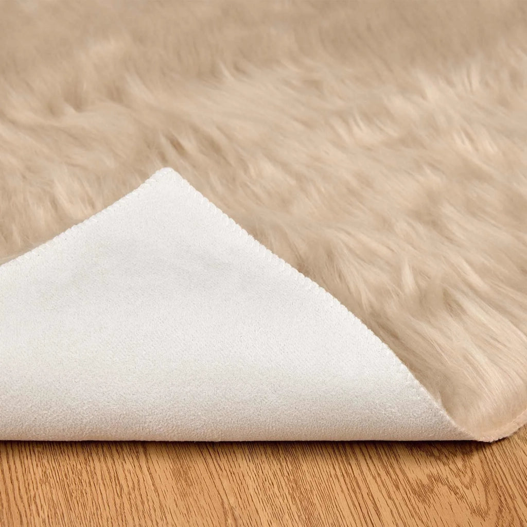 Tappeto in finta TAFALLA Beige 60 x 110 cm Poliestere 42021477