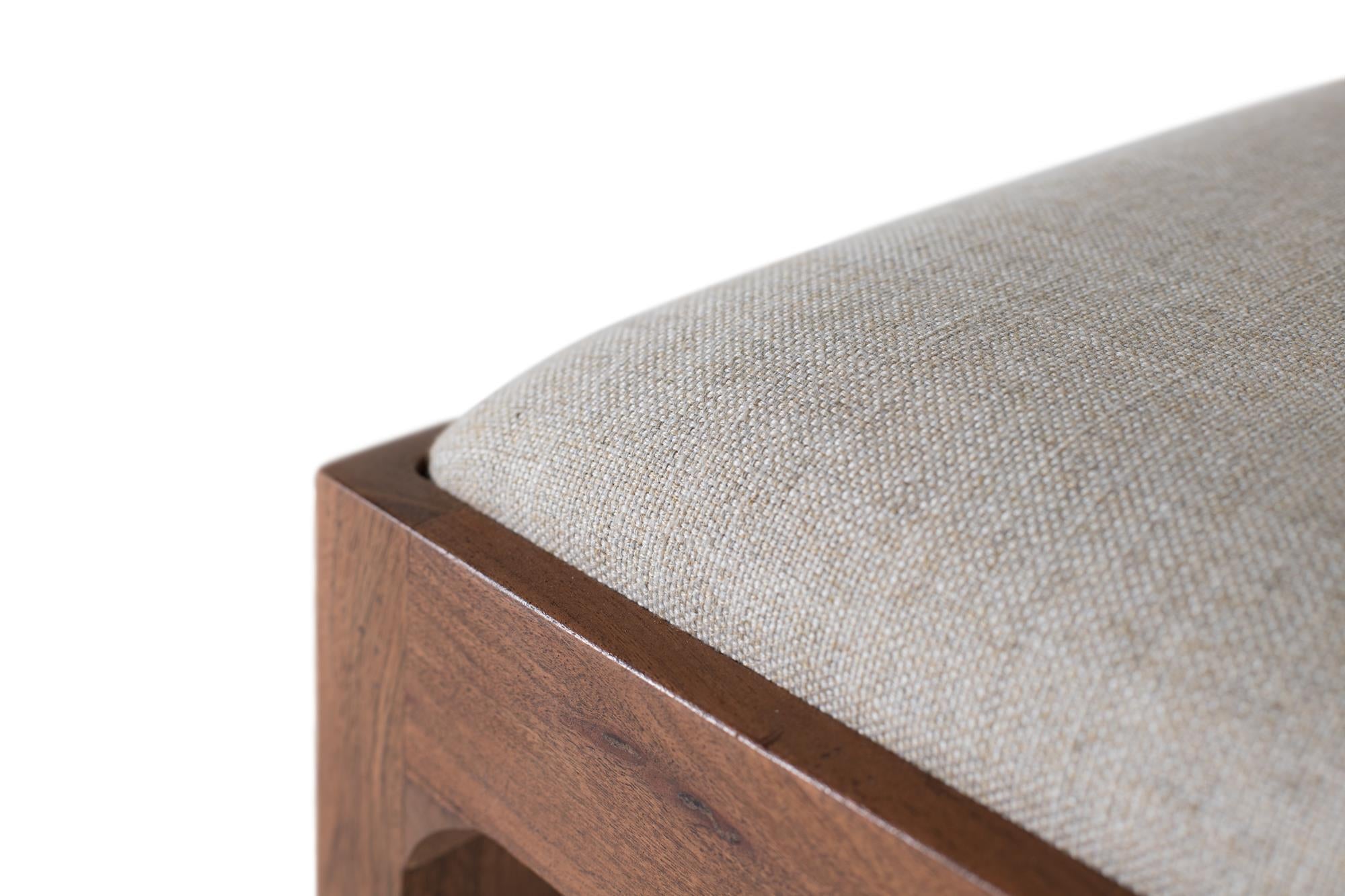 Set di 2 sedie in legno di acacia e tessuto beige