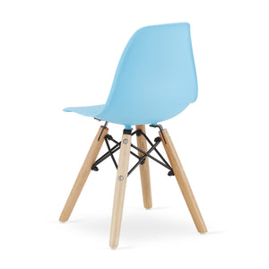 Sedia Valora ZUBI in legno blu dal design ergonomico per la cameretta dei bambini
