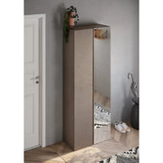 Armadio con 2 ante e 1 specchio con 8 ripiani regolabili, collezione KEY, colore marrone e rovere.