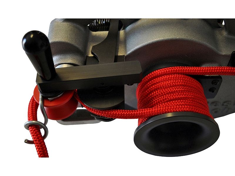 Verricello forestale Docma VF80 Bolt winch con motore a scoppio 54,80cc
