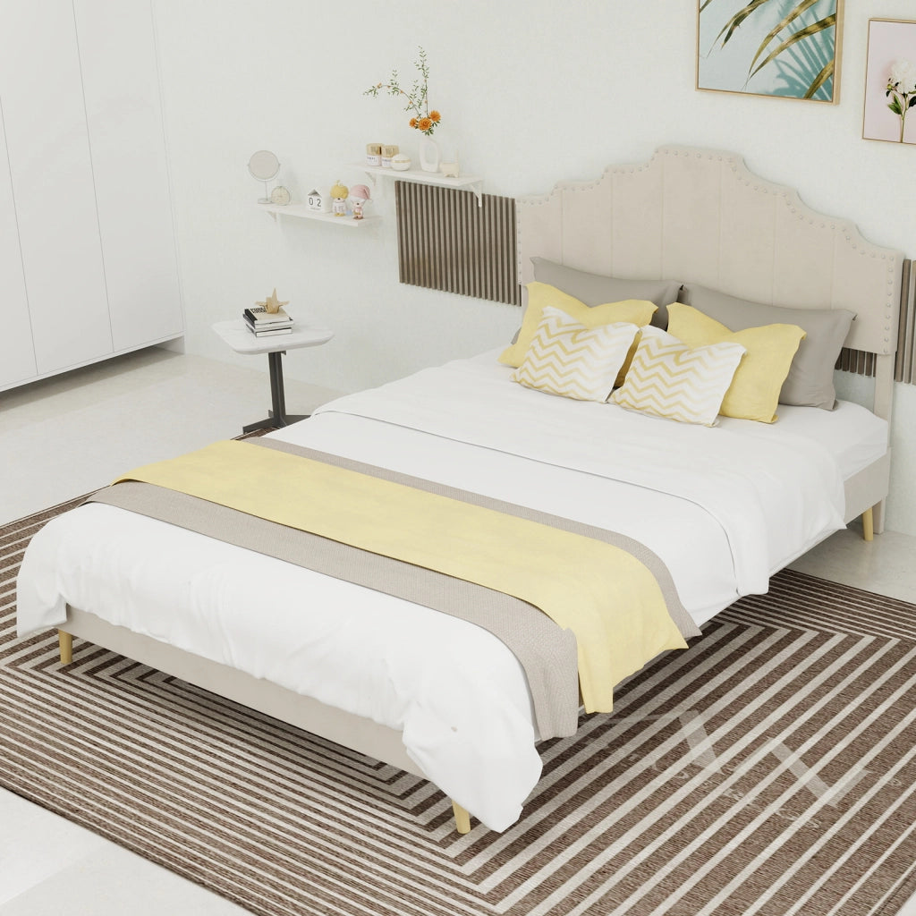 Letto Basso 140 x 200 cm - Testiera Imbottita con Design Geometrico - in Tessuto - Beige