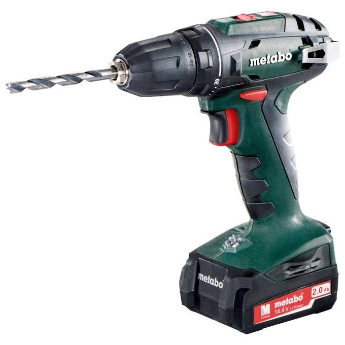 Metabo 602206530 BS 14.4 Trapano-avvitatore a batteria 14,4 V 2 batterie 2,0 Ah con caricatore luce incorporata gancio da cintura colore Verde Nero