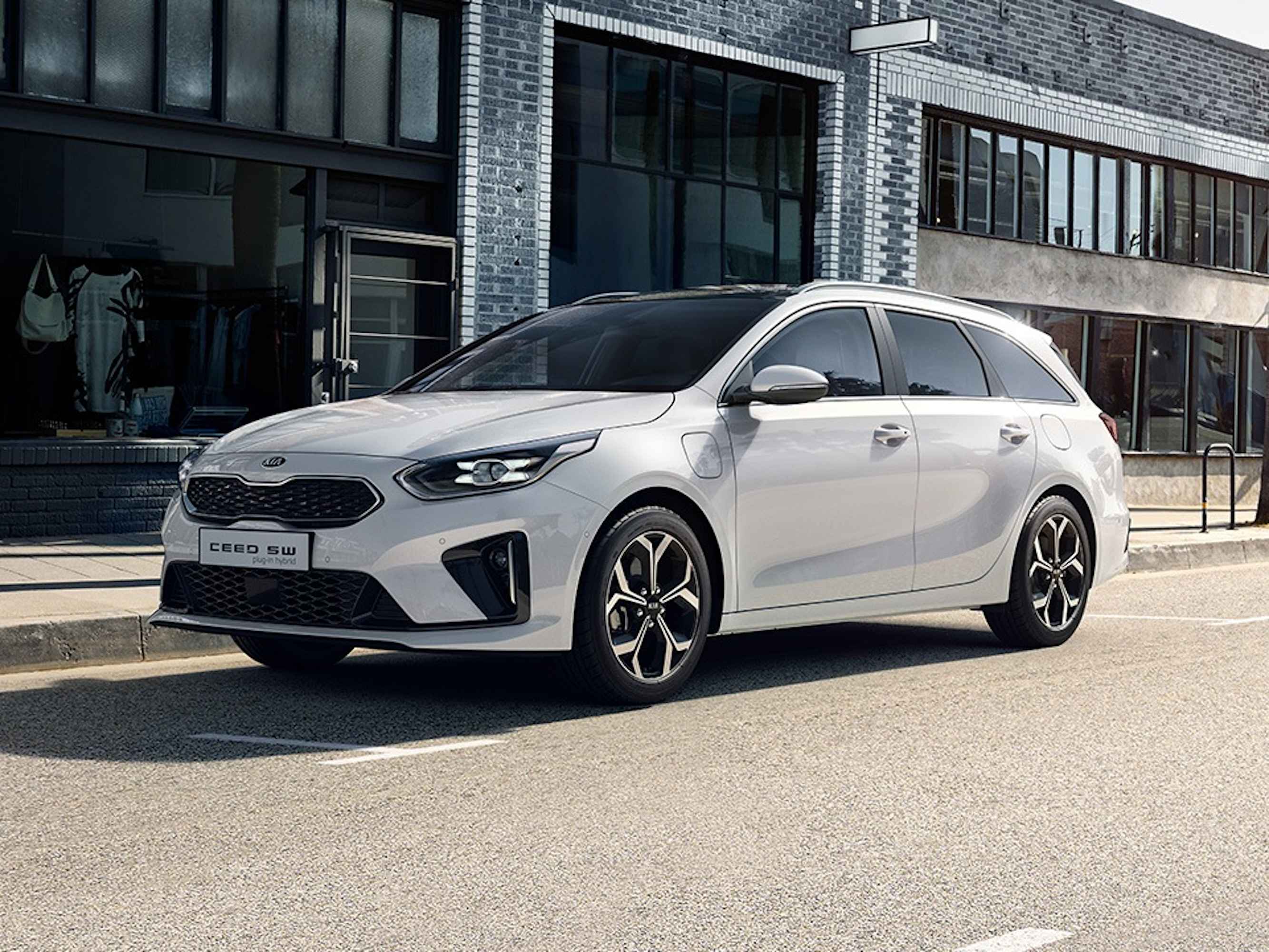 130B-415063 - Tappeto gomma baule - Kia Ceed SportsWagon dal 10.2018-, Kia Ceed SportsWagon Hybrid dal 2020-