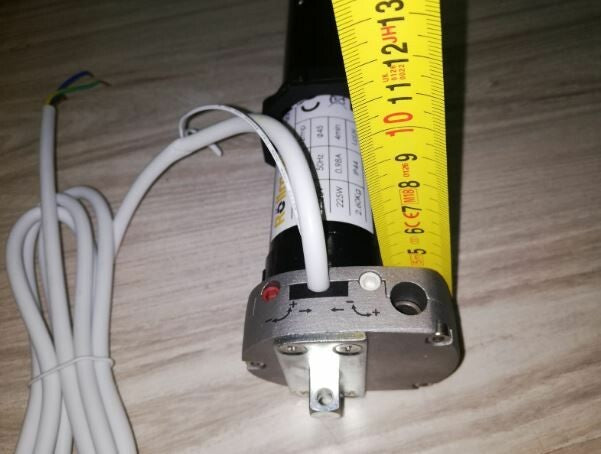 Motore per tende da sole con telecomando e manovra di soccorso 50 Nm - 100Kg - Per rullo ogiva tondo diametro 70mm