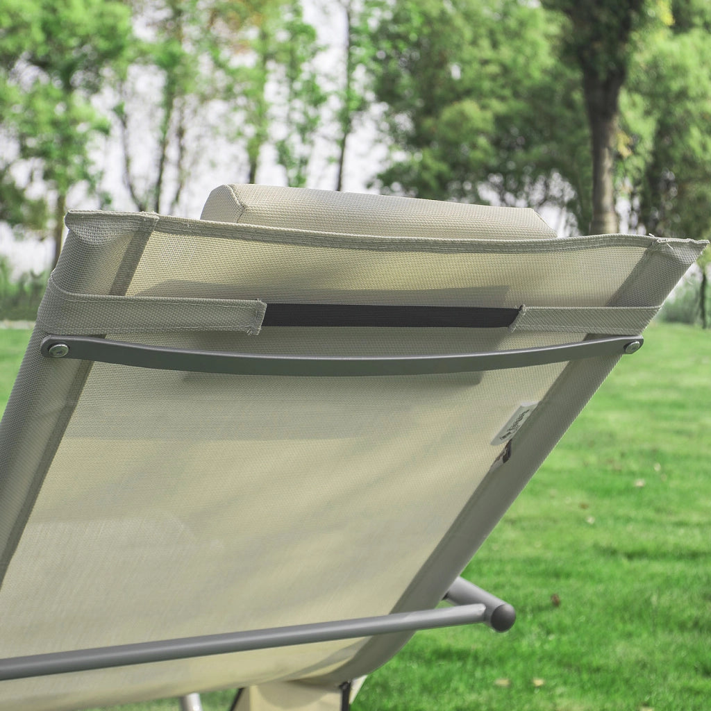 SoBuy Lettino Sdraio da Giardino a Dondolo - Sedia a Dondolo da Esterno in Textilene Beige con Telaio in Metallo, 150x63x87cm, Lettino Prendisole per Terrazza, Piscina, Patio, OGS28-MI