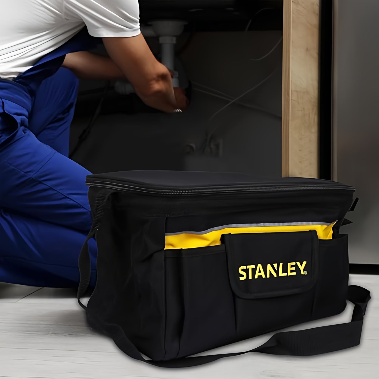 Borsa Porta Attrezzi Stanley STST1-73615 Bauletto Multiuso 14" in Poliestere,Base Rigida e Tracolla